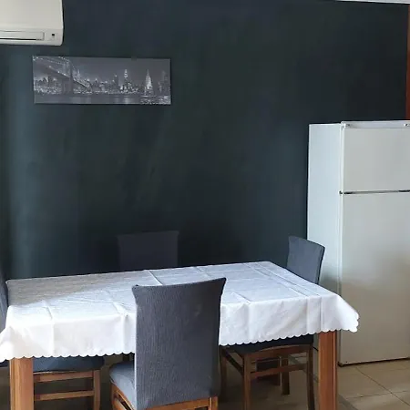 Апартамент Marina Bay *